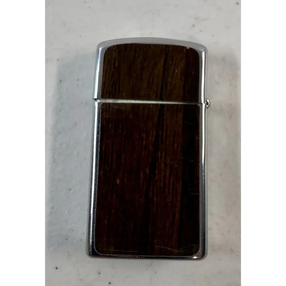 Vintage 1978 Zippo Wood Grain Chrome Lighter Untested Slim